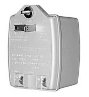 Montajes PELCO PELCO TF9000 TF9000 | PELCO Fuente de alimentación de la cámara para 24 Vac, 120 Vac a 24 VCA (Clase 2), 50 VA.