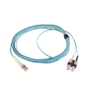 Jumper´s FO SIEMON SIEMON FJ2-LCSC5L-05AQ FJ2-LCSC5L-05AQ| Jumper de Fibra Óptica Multimodo 50/125 XGLO OM3, LC-SC Duplex, OFNR