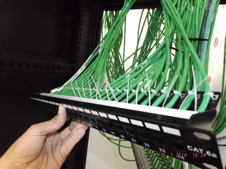 accesorios de fibra óptica patch panels